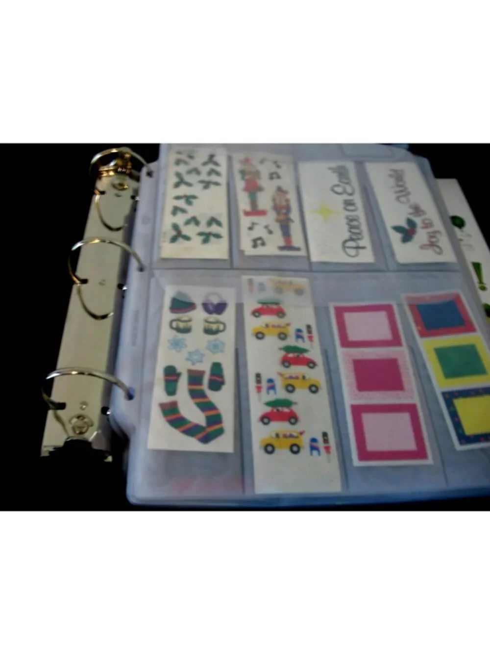 Creative Memories Accessory Binder 7 Protectors Good Zipper with borders/diecuts
